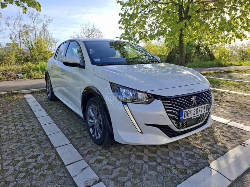 Peugeot 208 E 208 ALLURE AT