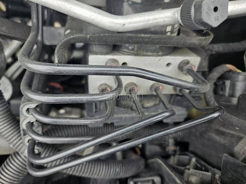 Delovi za Audi A2 2003. god.