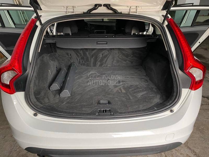Volvo V60 1.6 D