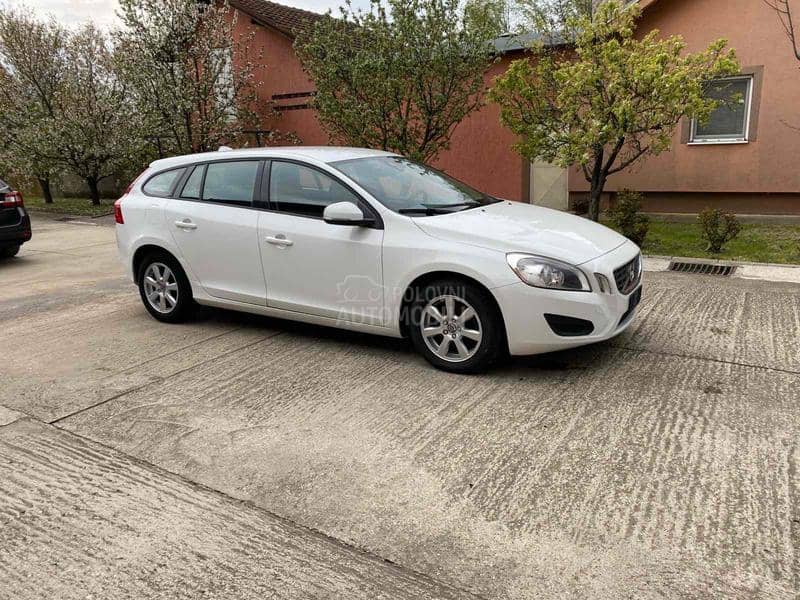 Volvo V60 1.6 D