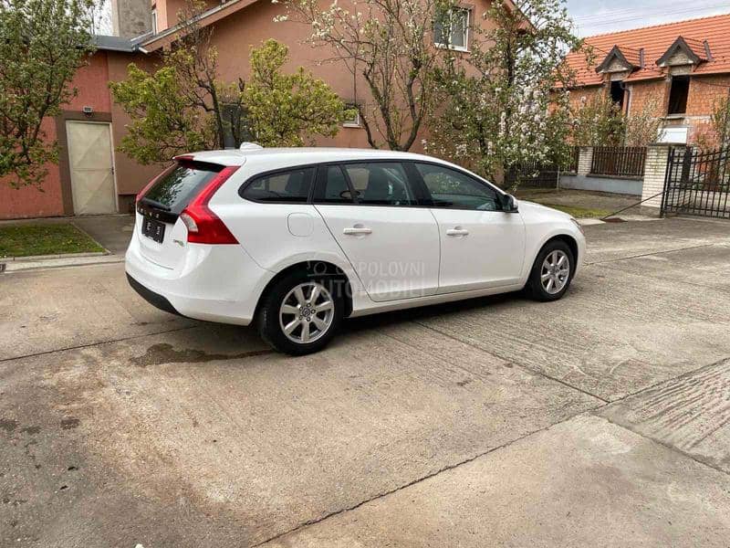 Volvo V60 1.6 D