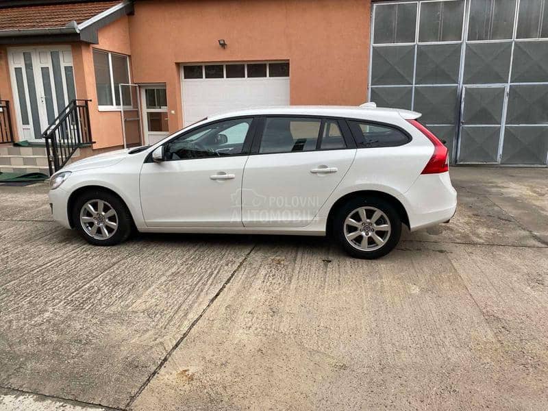 Volvo V60 1.6 D