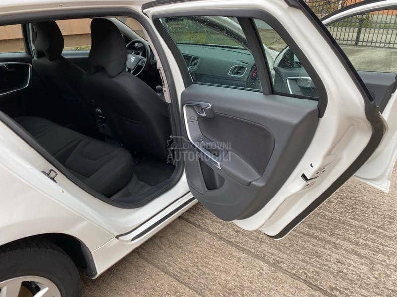Volvo V60 1.6 D