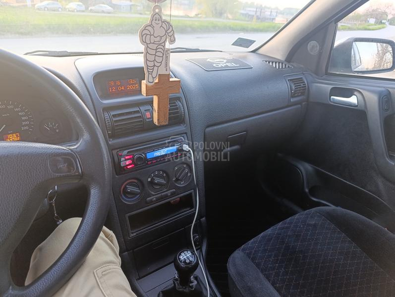 Opel Astra G 
