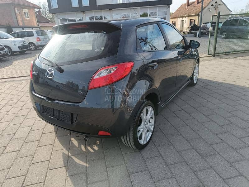 Mazda 2 sport