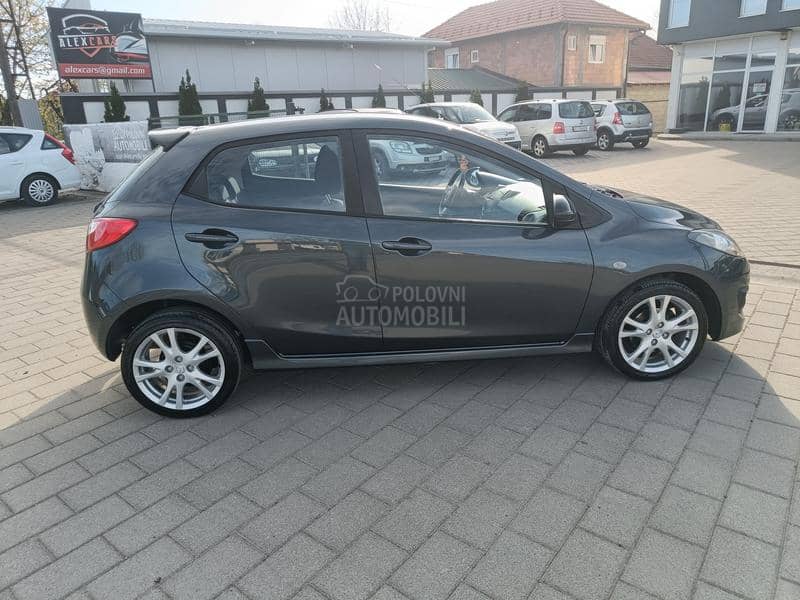 Mazda 2 sport