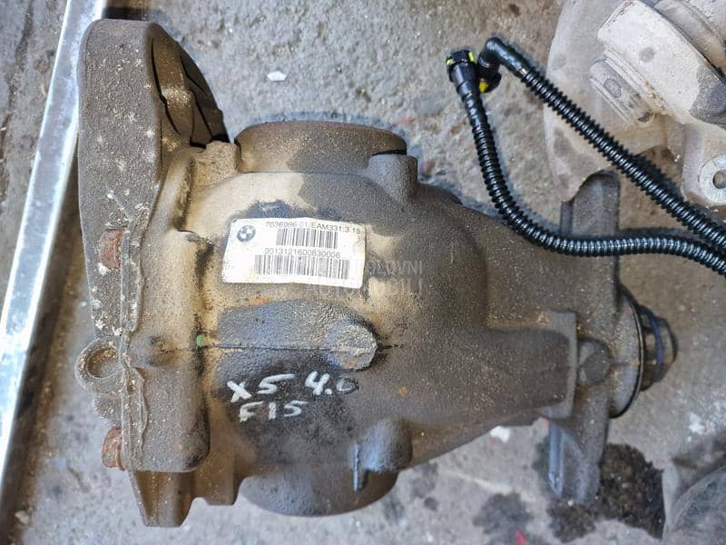 Zadnji deferencijal F15 4.0d