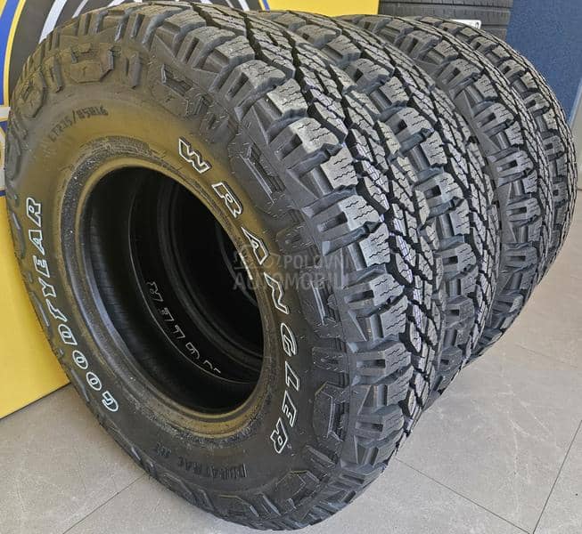 Goodyear 235/85 R16 Zimska