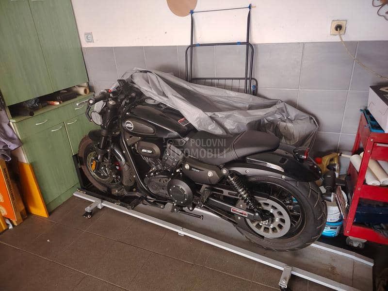 Keeway Benda v302c