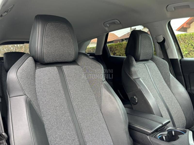 Peugeot 3008 1.5HDI ALLURE