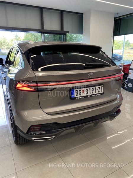 MG HS Luxury NOVI