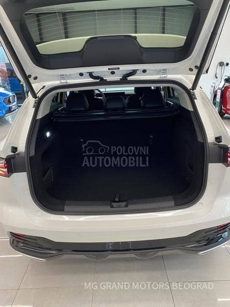 MG HS Luxury NOVI