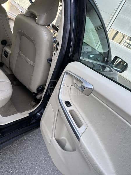 Volvo XC60 2.4 D5