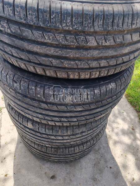 Goodride 235/55 R17 Letnja