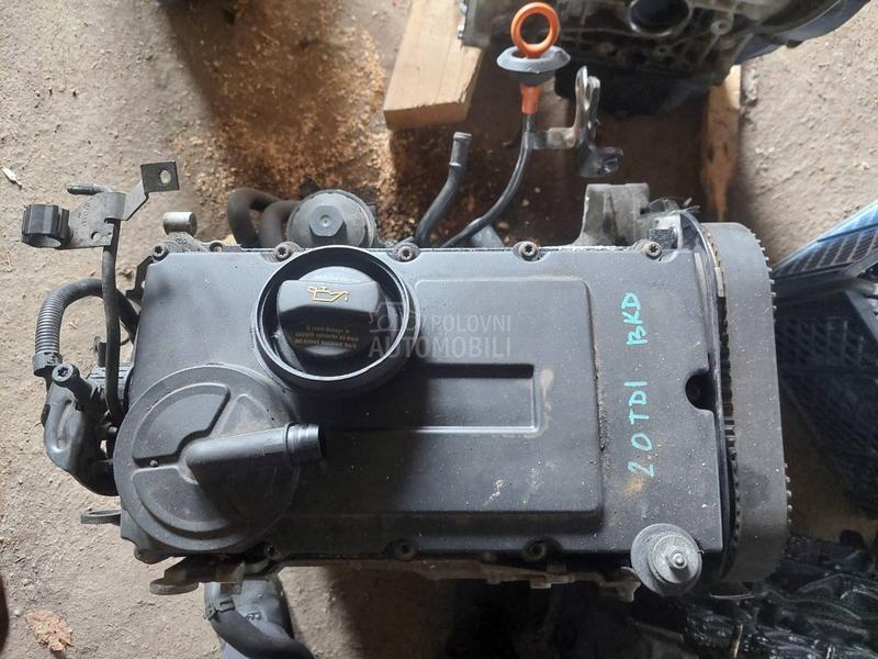 Kompletan motor 2.0 16v BKD