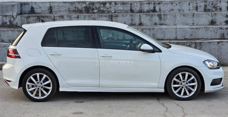 Volkswagen Golf 7 1.2 TSI DSG R-Line