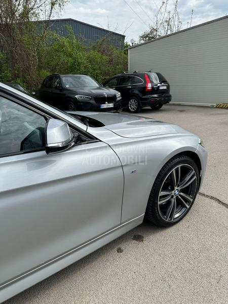 BMW 320 xDrive - M oprema