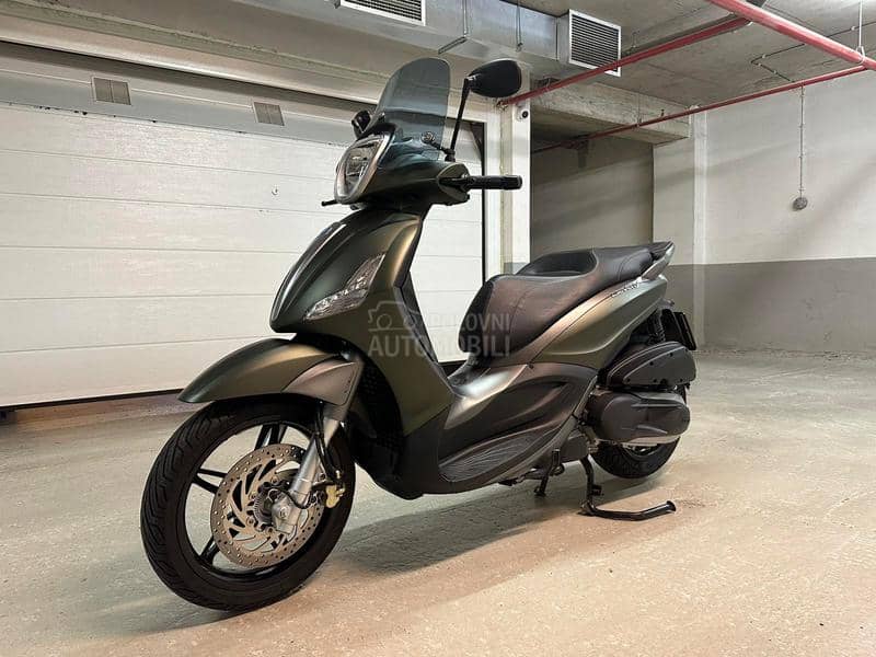 Piaggio Beverly 350 ST