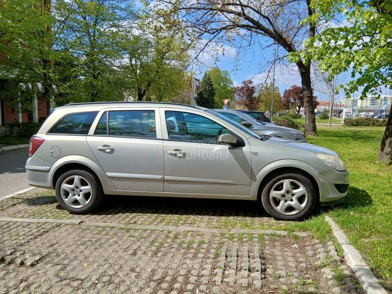 Opel Astra H 1.7 CDTI