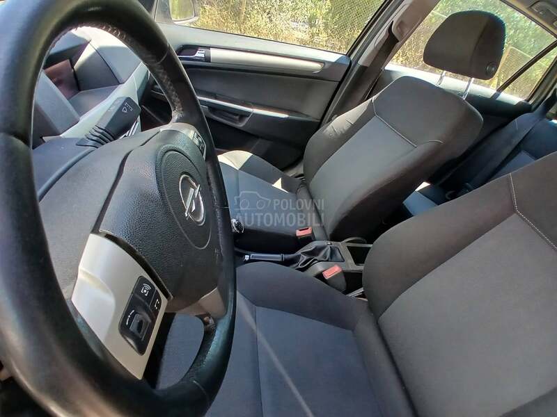 Opel Astra H 1.7 CDTI