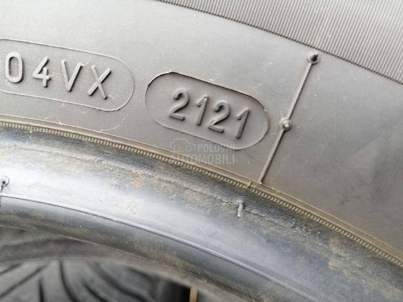 BFGoodrich 215/65 R16 Zimska
