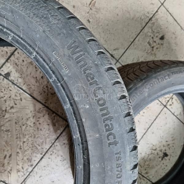 Continentalxl 235/45 R18 Zimska