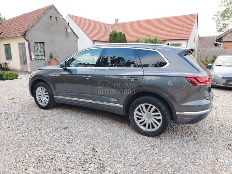 Volkswagen Touareg 3.0 tdi Virt dsg