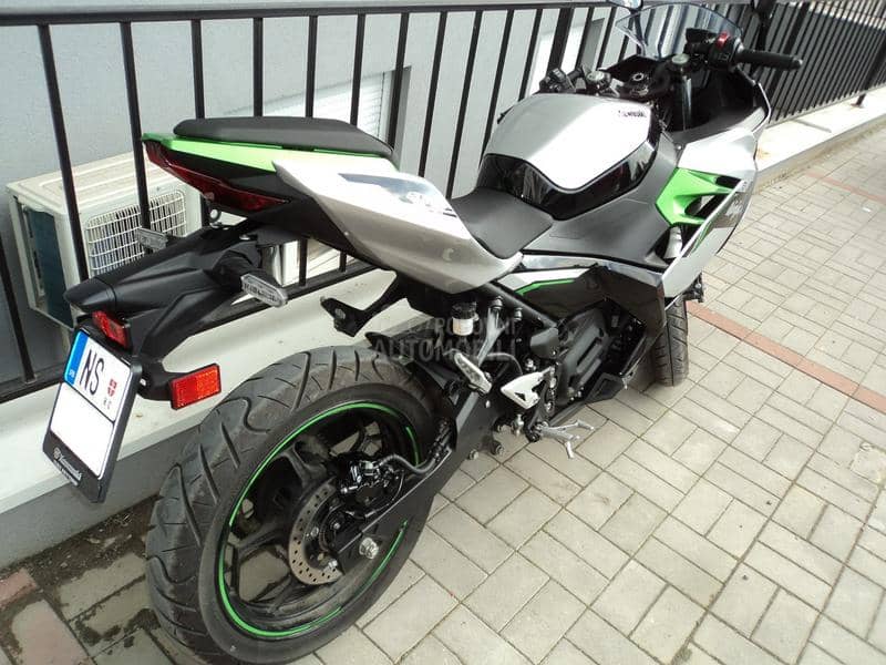 Kawasaki Ninja e-1