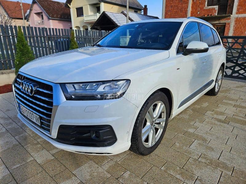 Audi Q7 3.0TDI/AUT/7sed