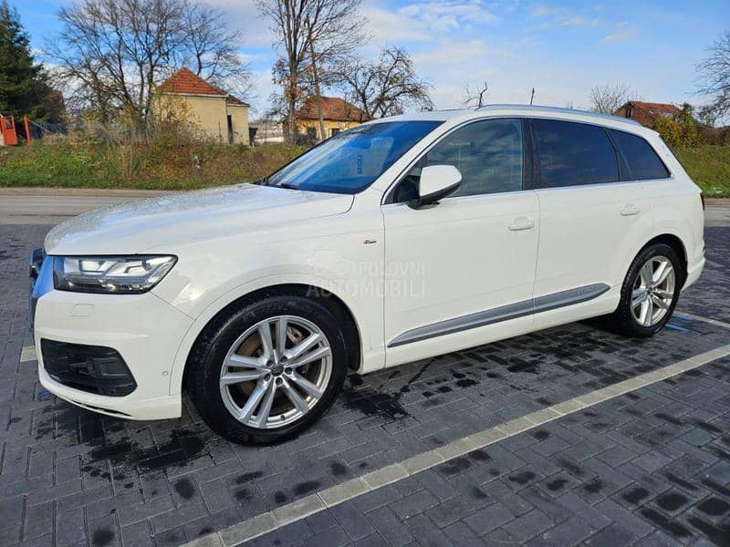 Audi Q7 3.0TDI/AUT/7sed