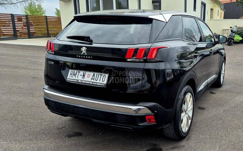 Peugeot 3008 1.2B  N O V