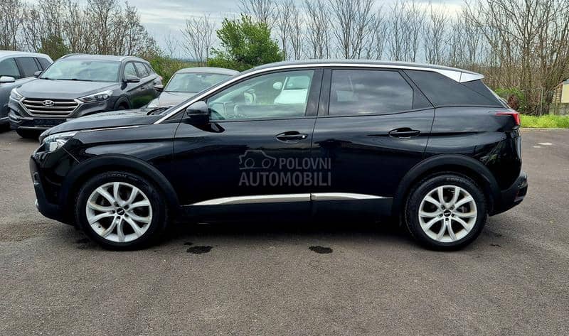 Peugeot 3008 1.2B  N O V