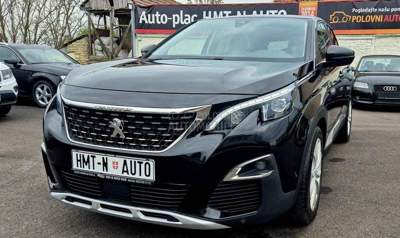 Peugeot 3008 1.2B  N O V