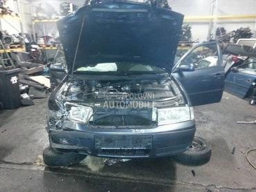 Škoda Octavia 2003 -  kompletan auto u delovima
