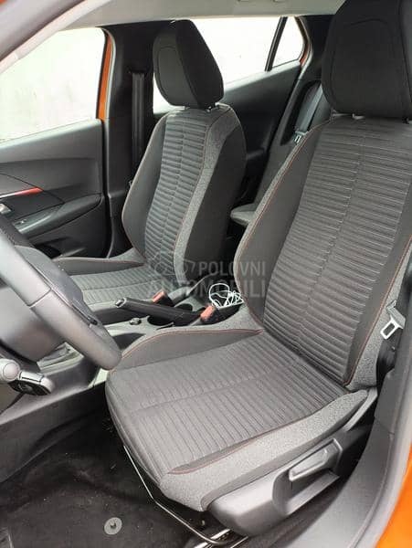 Peugeot 2008 1.2b/26000