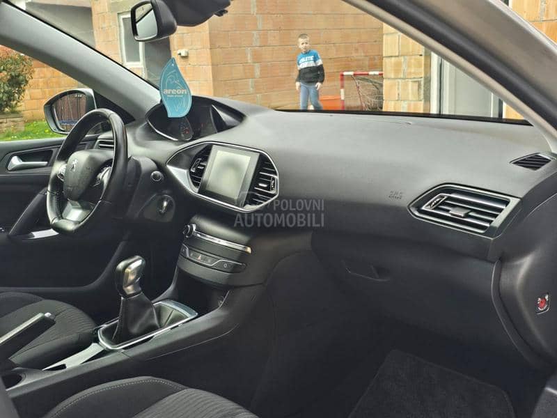 Peugeot 308 1,6hdi/n.avi/org.k.m
