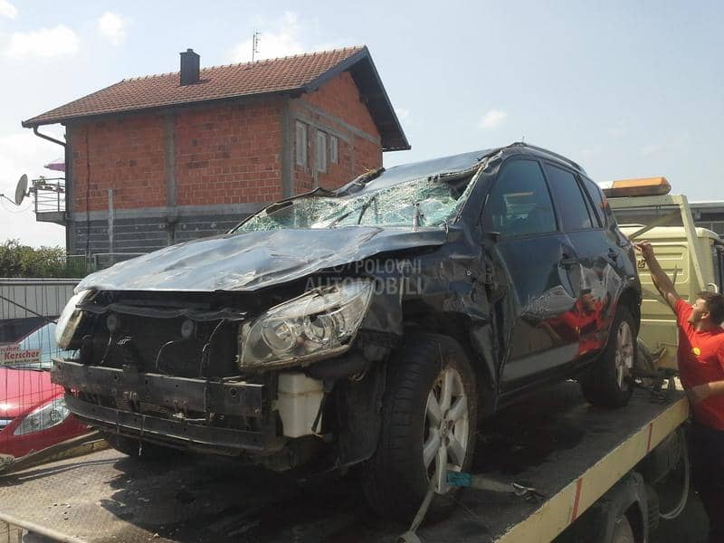 Toyota RAV 4 2008 -  kompletan auto u delovima