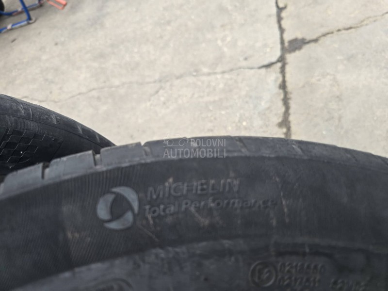 Michelin 235/55 R19 Letnja