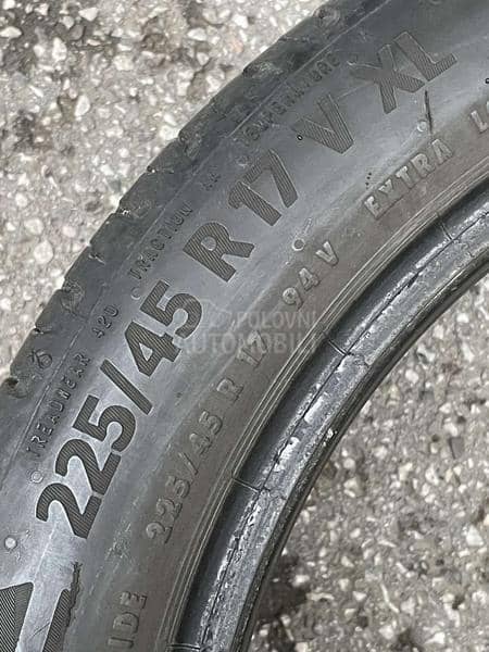 Continental 225/45 R17 Letnja