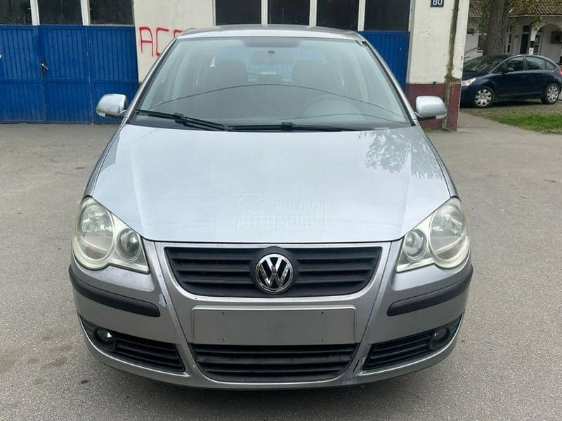Volkswagen Polo 1.2b N O V