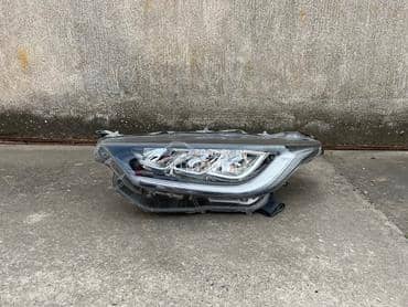 Levi Far Full Led za Toyota Yaris od 2020. do 2025. god.