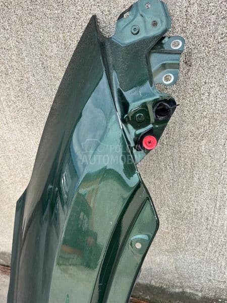 HighLander Desno Krilo