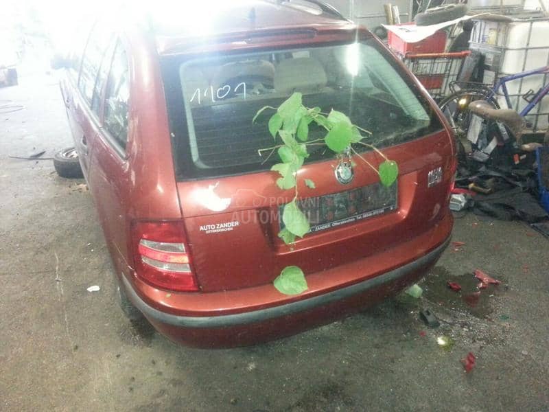 Škoda Fabia 2001 -  kompletan auto u delovima