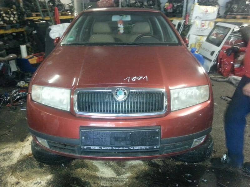 Škoda Fabia 2001 -  kompletan auto u delovima