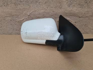 Desni retrovizor za Volkswagen Polo od 1997. do 2001. god.