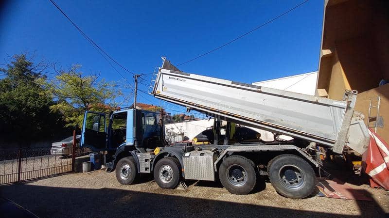 Iveco 340T 45 TRACKKER