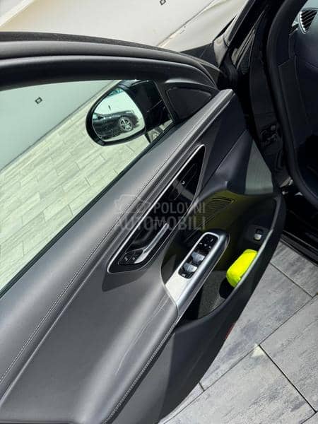 Mercedes Benz E 220 AMG/KAM