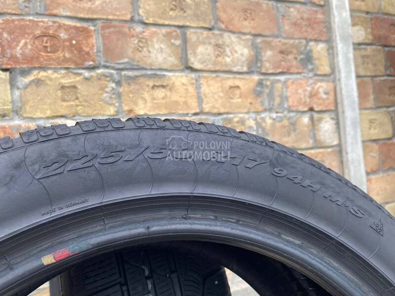 Pirelli 225/50 R17 Zimska