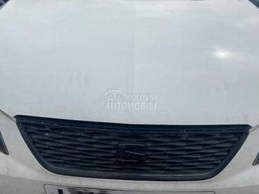 ukrasna maska za Seat Leon od 2013. do 2017. god.