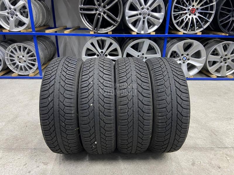 Semperit 185/60 R16 Zimska